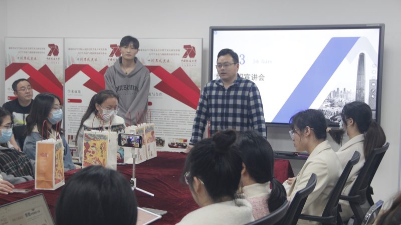 报名心理咨询师（二级）的条件：